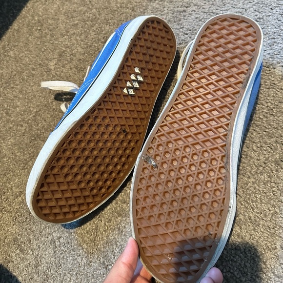Blue vans - Picture 7 of 10
